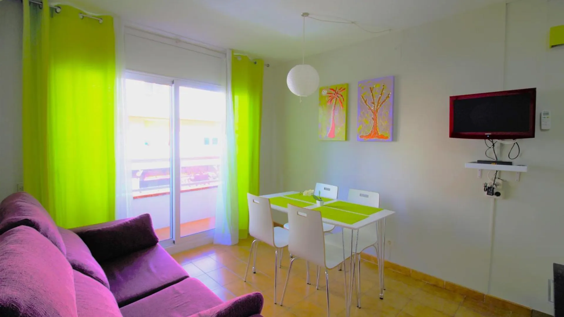 Global Immo 1034 Montserrat Roses Apartamento